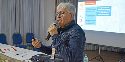 Dirigente da UGT defende reorganização do sindicalismo